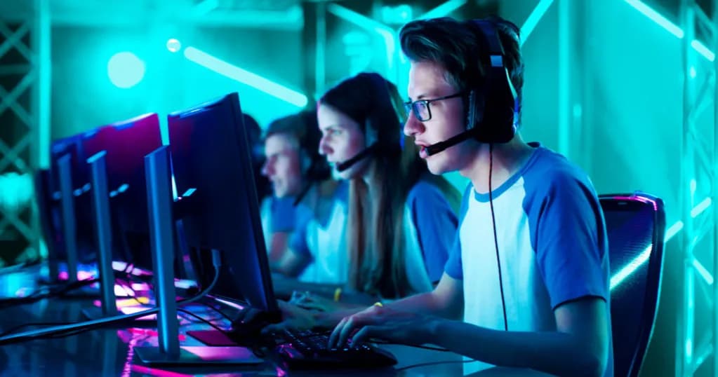 E-sport a zdrowie: 5 aspektów jak trenować i rywalizować bez szkody dla organizmu